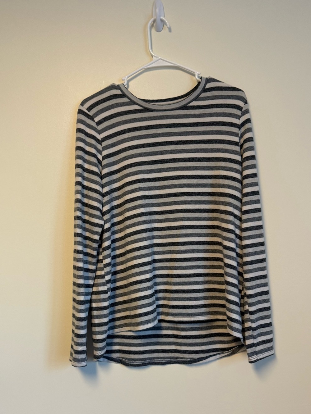 American Eagle Outfitters Gray and Black Striped Long-Sleeve Tee